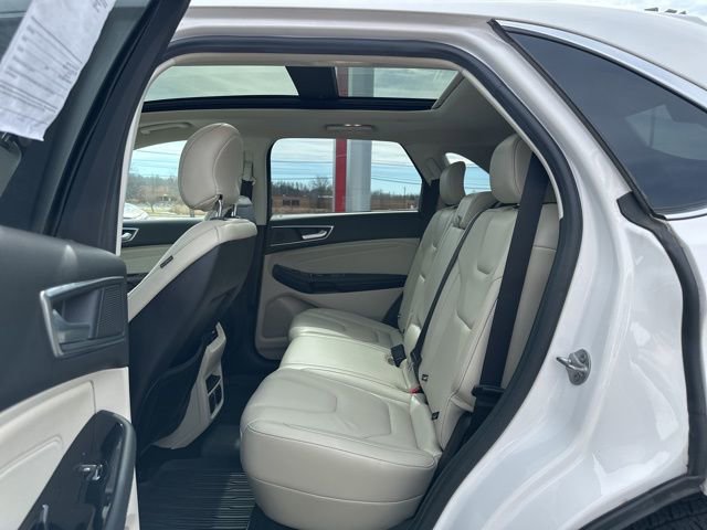 Used 2019 Ford Edge Titanium w/ Cold Weather Package image 11
