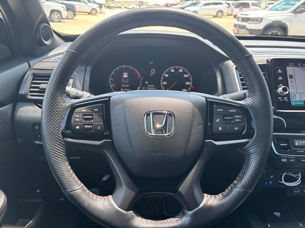 Certified 2025 Honda Ridgeline Black Edition image 16