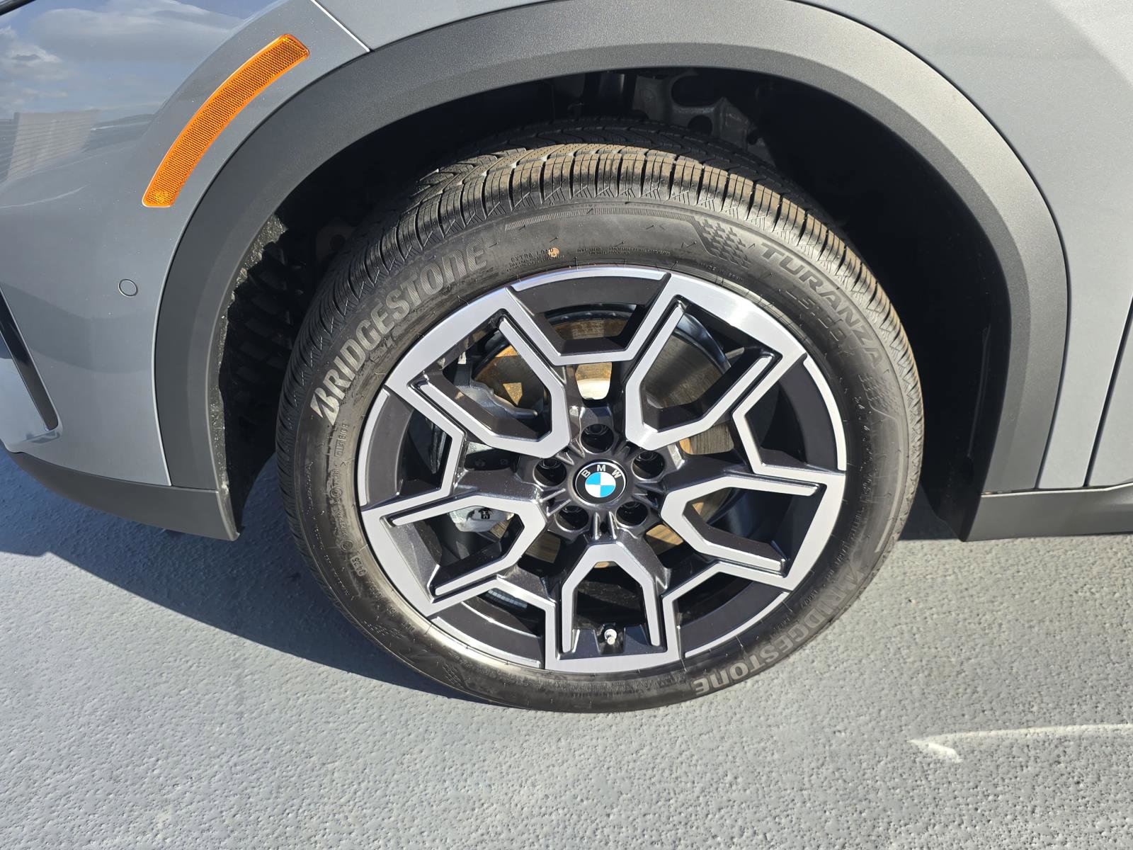 New 2026 BMW X2 xDrive28i w/ Convenience Package image 16