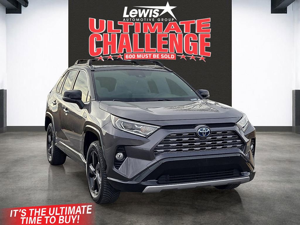 Used 2019 Toyota RAV4 XSE image 6