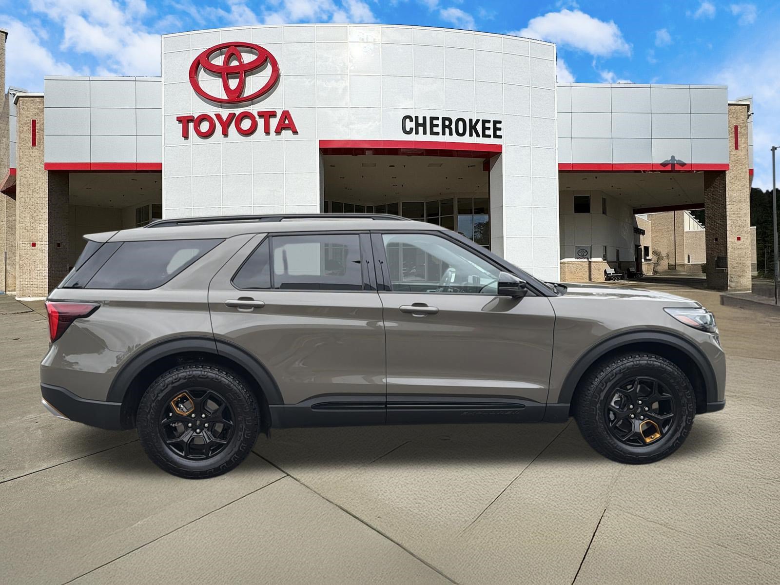 Used 2026 Ford Explorer Tremor w/ Tremor Ultimate Package AWD/4WD image 4
