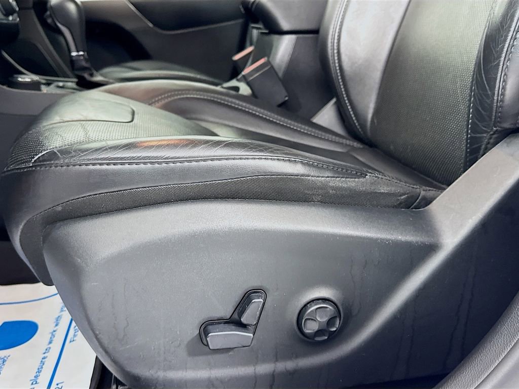 Used 2020 Jeep Cherokee Limited image 23