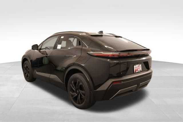 New 2026 Toyota C-HR AWD/4WD image 4