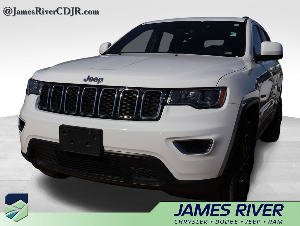 Used 2020 Jeep Grand Cherokee Laredo w/ 18" Wheel & 8.4" Radio Group image 1