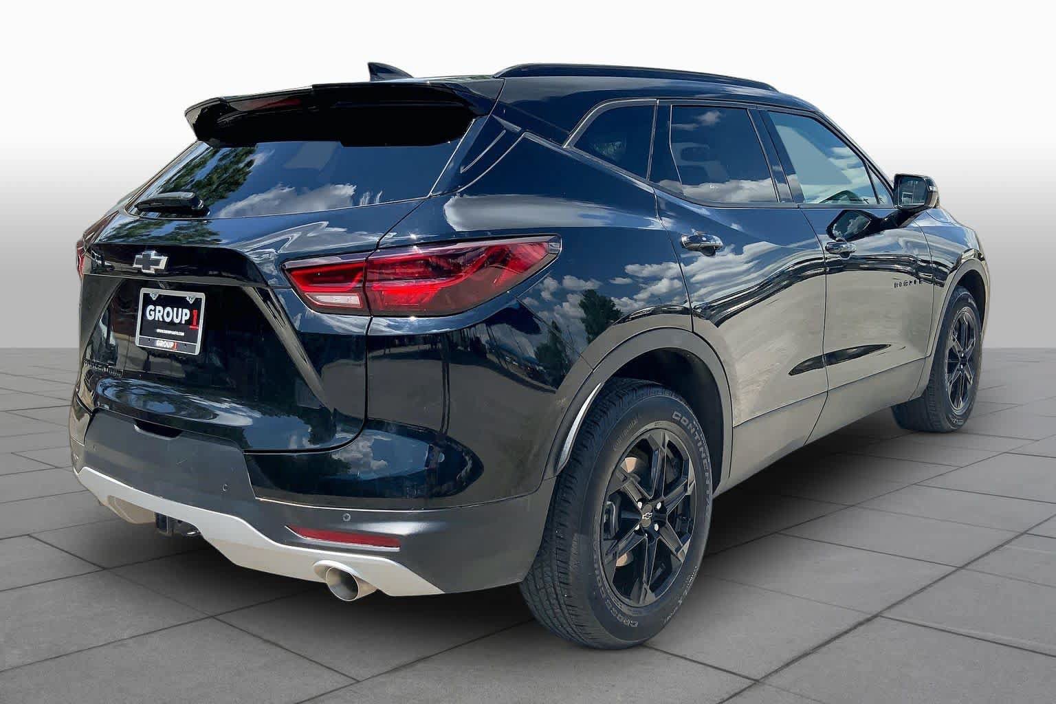 Used 2025 Chevrolet Blazer LT w/ Midnight/Sport Edition AWD/4WD image 12