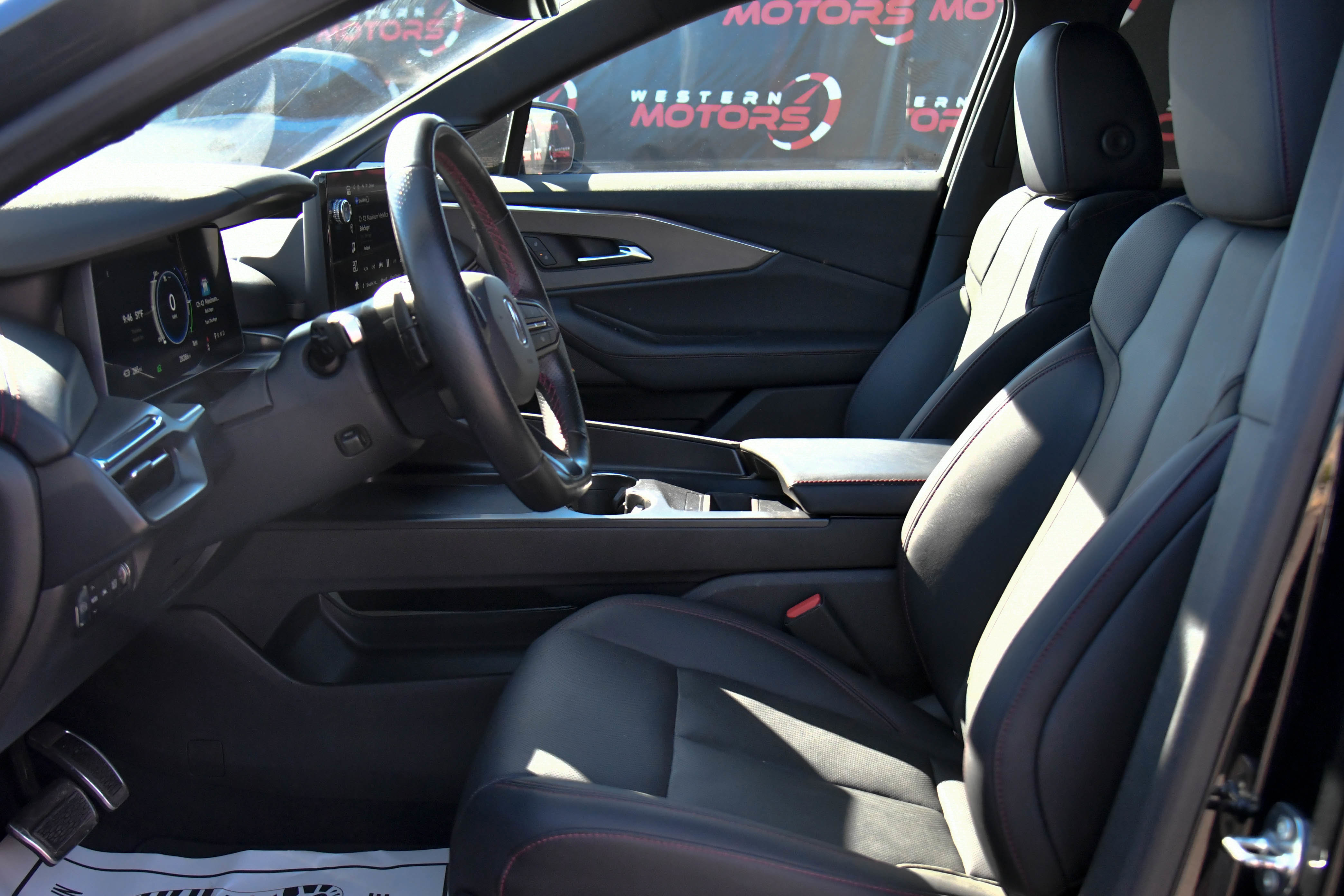 Used 2024 Acura ZDX A-Spec image 18