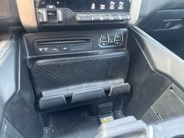 Used 2019 RAM 1500 Laramie AWD/4WD image 21