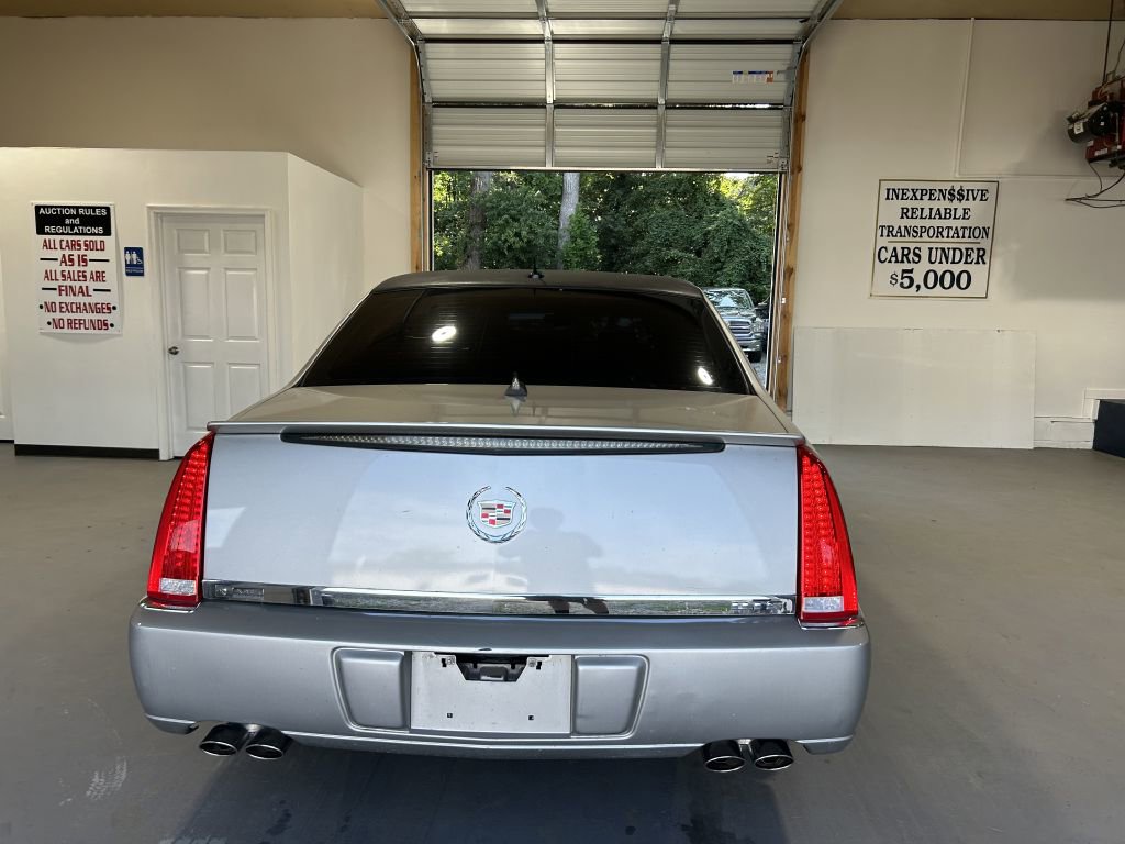 Used 2007 Cadillac DTS image 4