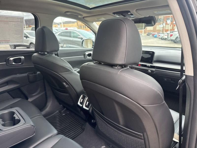 New 2026 Kia Sorento S w/ S Panoramic Sunroof Package AWD/4WD image 15