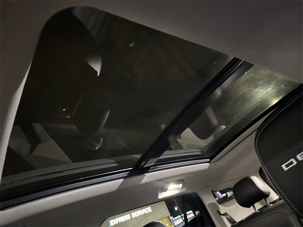 Used 2024 GMC Terrain Denali w/ Black Diamond Edition image 21