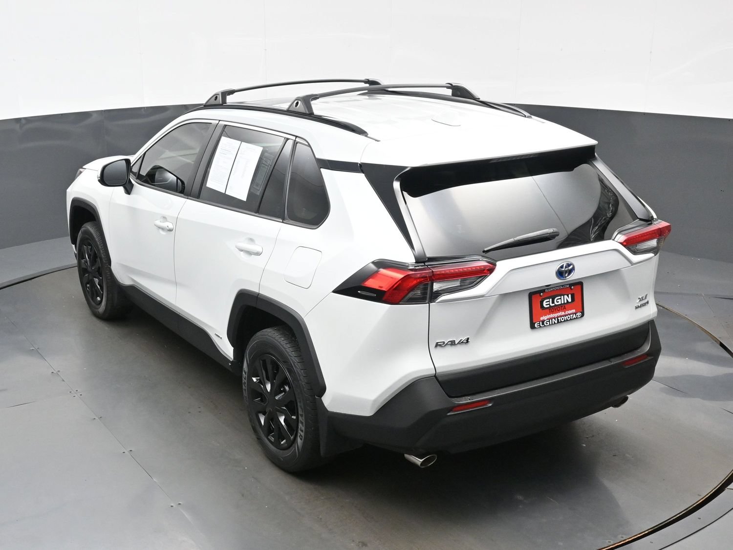 Used 2024 Toyota RAV4 XLE Premium AWD/4WD image 38