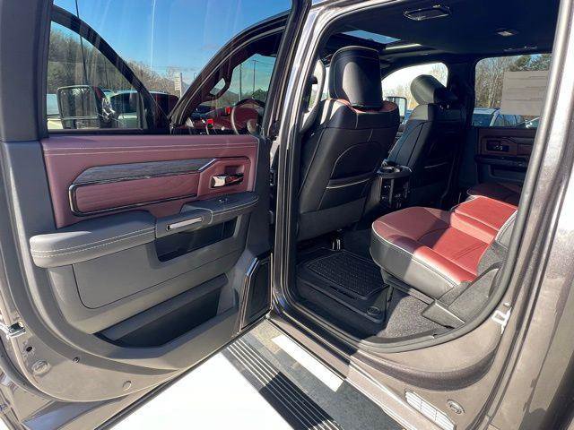 New 2025 RAM 3500 Limited image 23