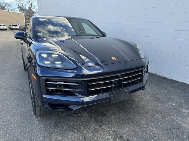 Used 2024 Porsche Cayenne image 13