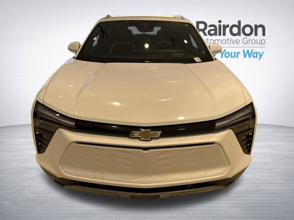 Used 2024 Chevrolet Blazer EV LT AWD/4WD image 8