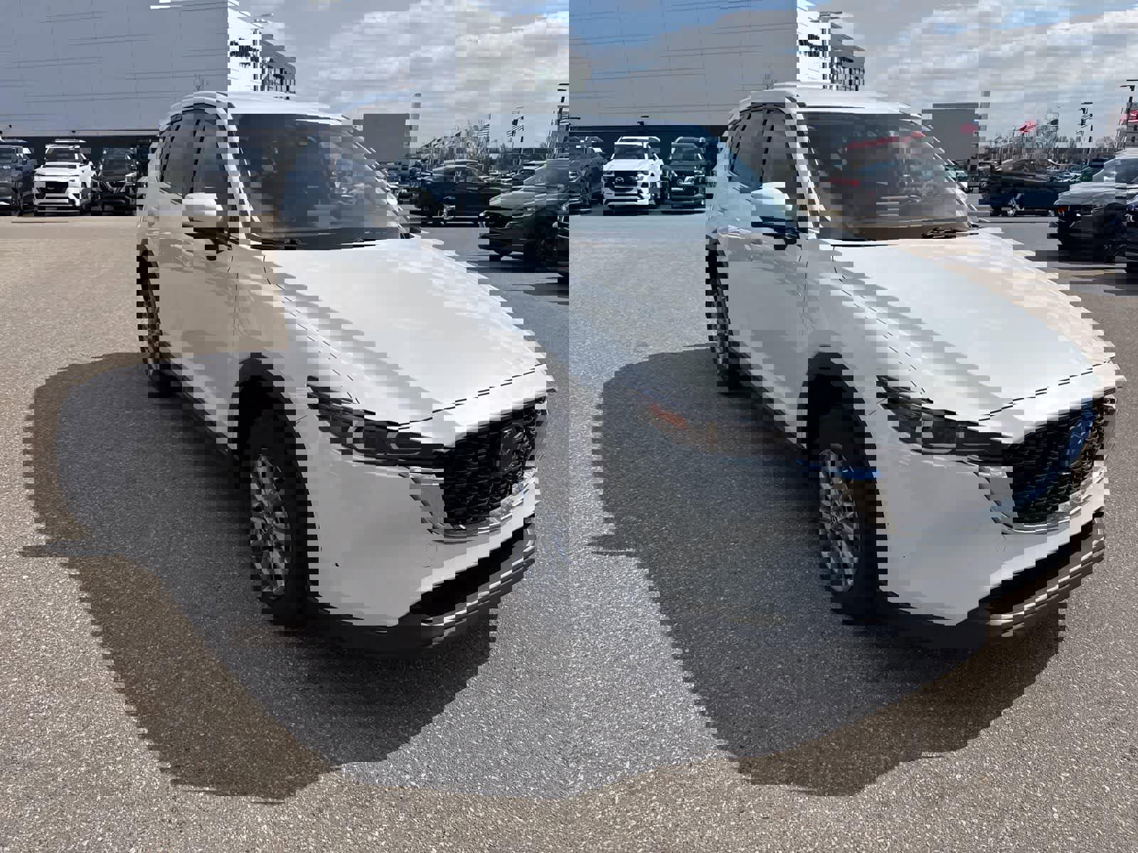 Used 2023 MAZDA CX-5 AWD 2.5 S w/ Select Package image 3