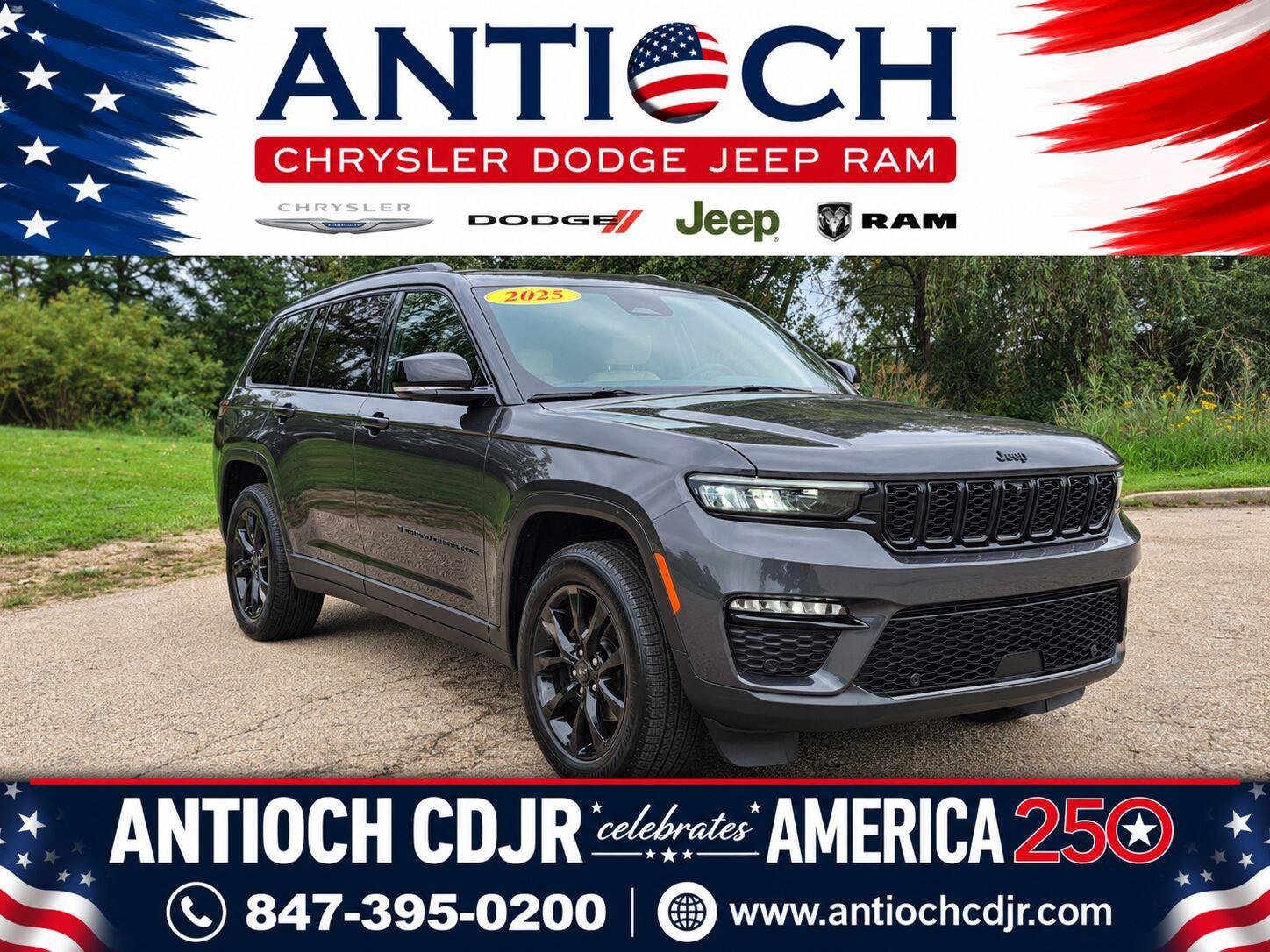 Used 2025 Jeep Grand Cherokee Limited w/ Luxury Tech Group II AWD/4WD image 1
