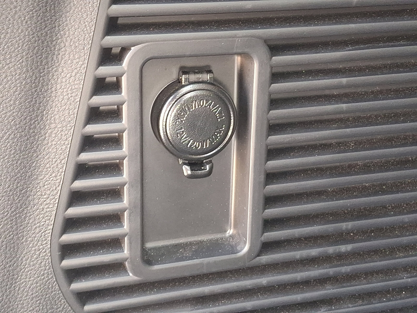 Certified 2024 Subaru Ascent Limited w/ Popular Package #2 image 43