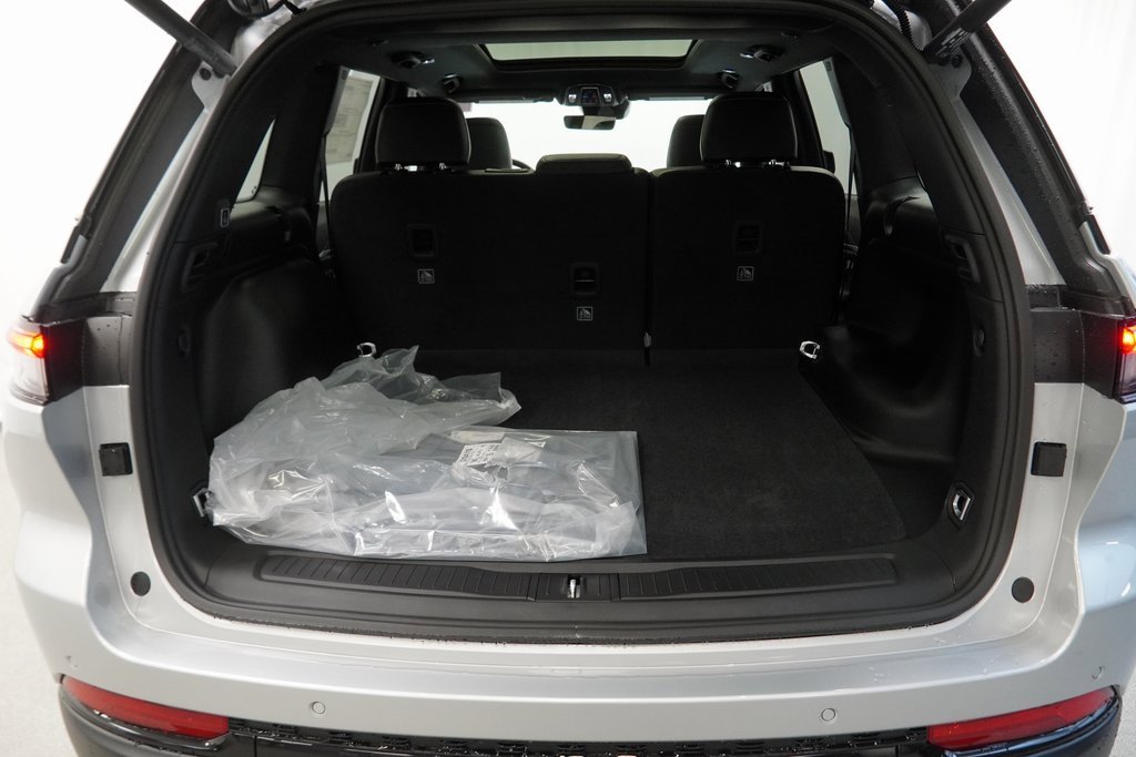 New 2025 Jeep Grand Cherokee Limited image 31