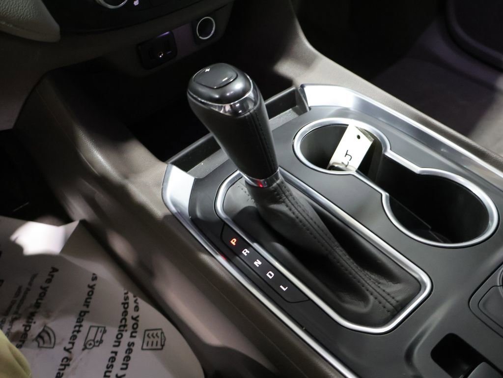 Used 2020 Chevrolet Traverse LT image 29