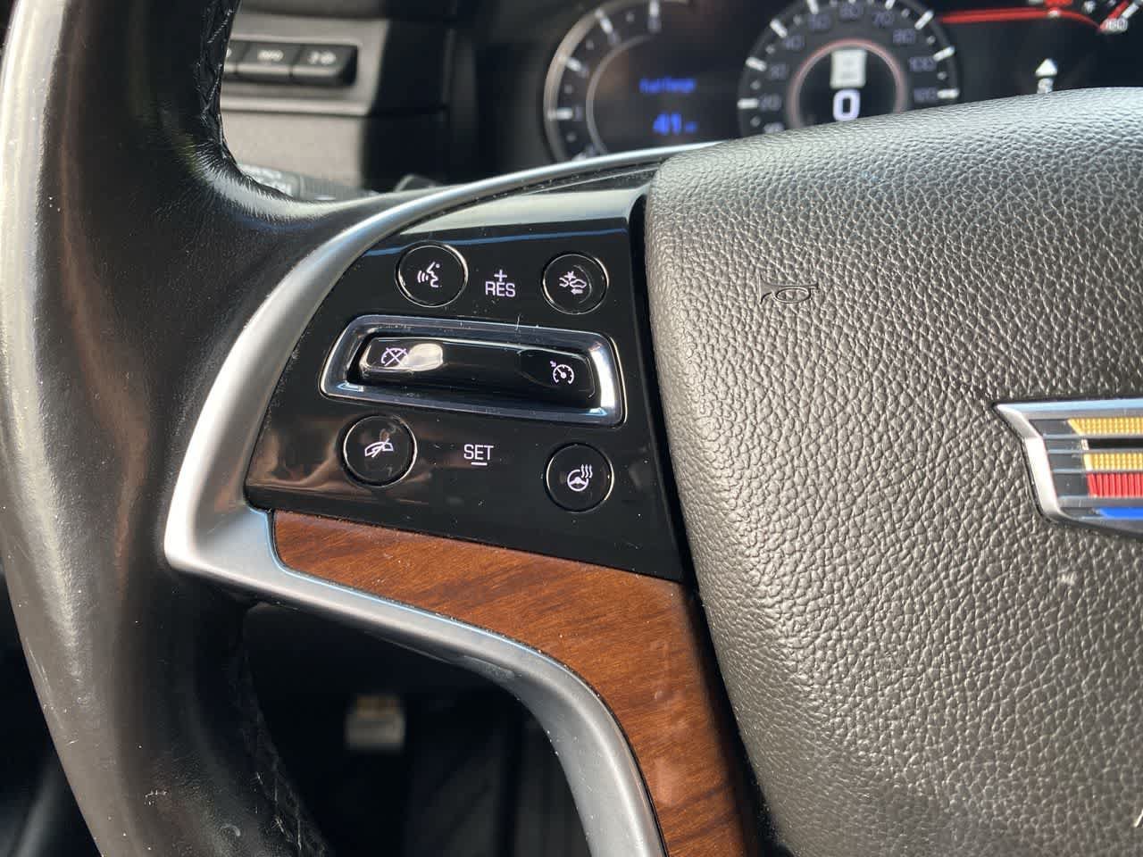 Used 2019 Cadillac Escalade ESV Luxury AWD/4WD image 20