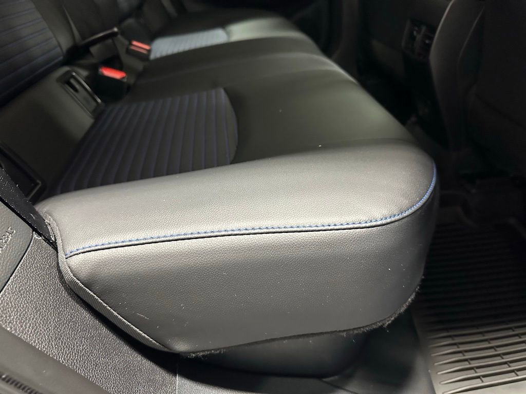 Used 2025 Toyota Corolla Cross XSE w/ Convenience Package image 51