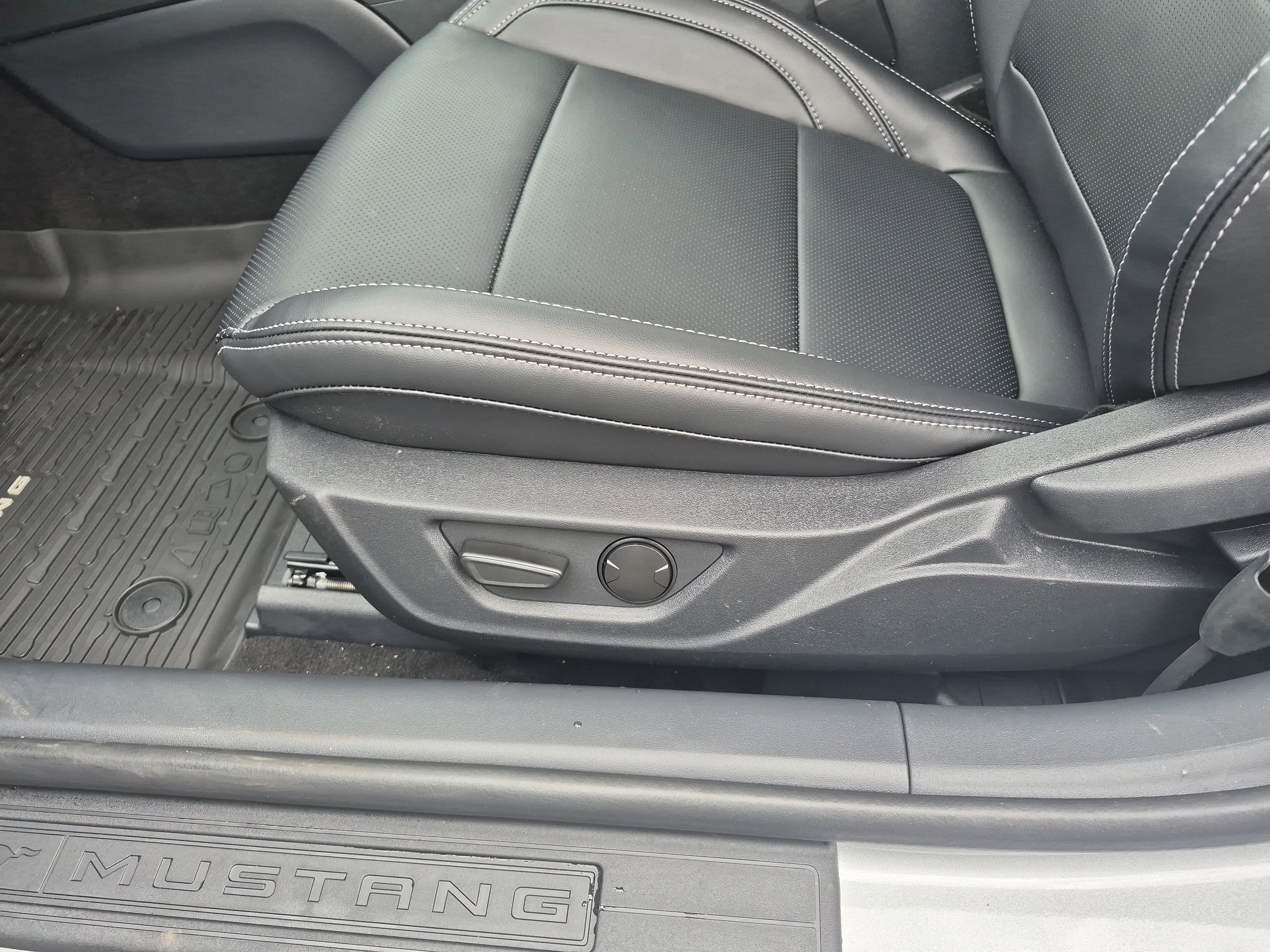 New 2026 Ford Mustang Premium image 12