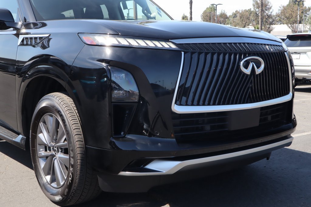 Used 2025 INFINITI QX80 Pure RWD image 9