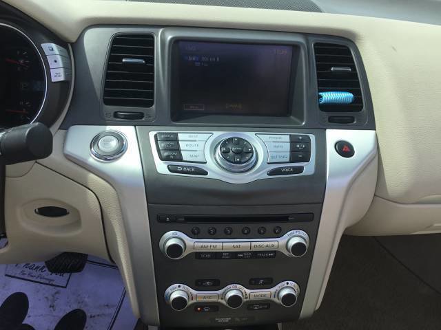 Used 2014 Nissan Murano CrossCabriolet w/ Navigation Package AWD/4WD image 14