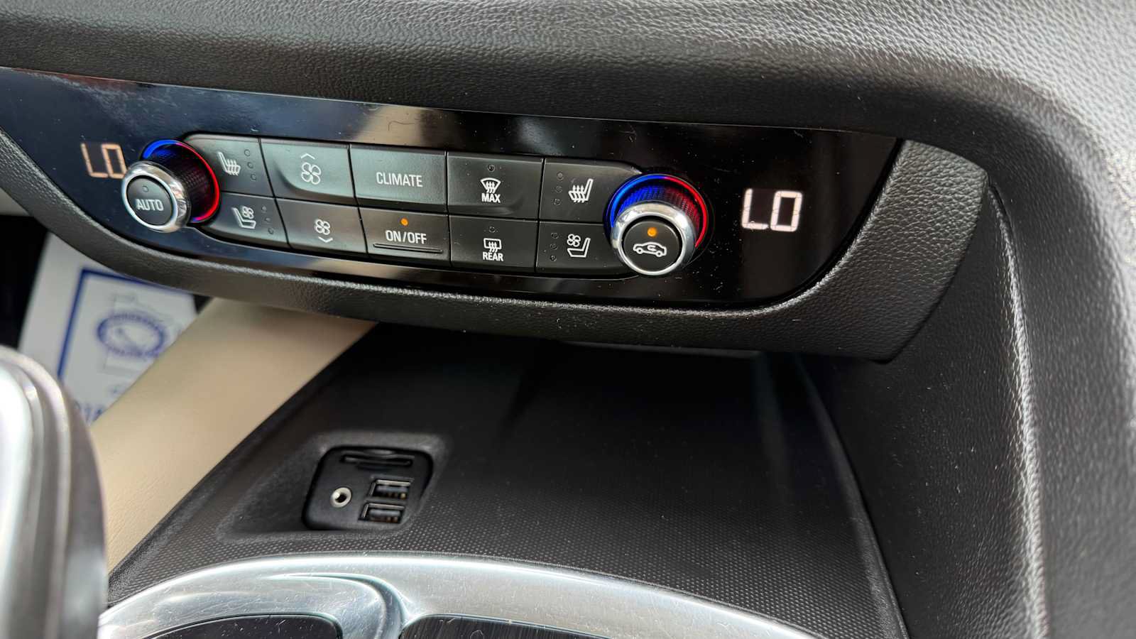 Used 2021 Buick Enclave Premium w/ Surround and Sites Package AWD/4WD image 24