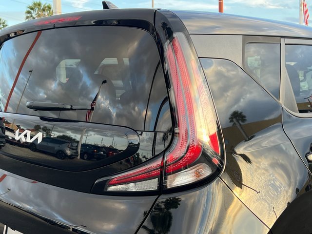 Certified 2024 Kia Soul LX w/ Option Group 015 image 30