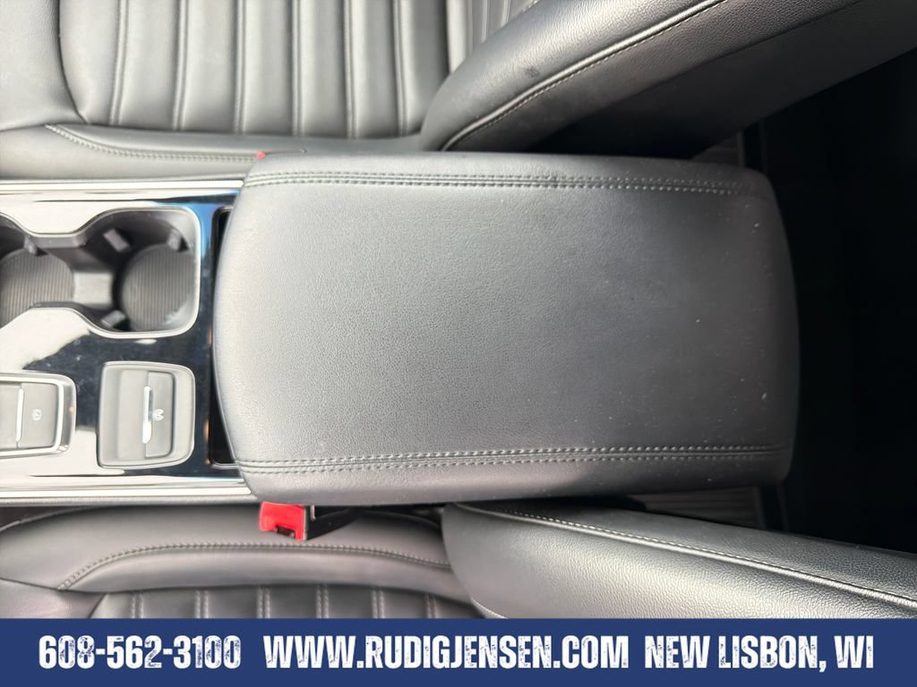 Used 2019 Ford Edge SEL w/ Equipment Group 201A AWD/4WD image 25