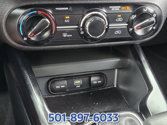 Used 2023 Kia Soul LX w/ LX Technology Package FWD image 19
