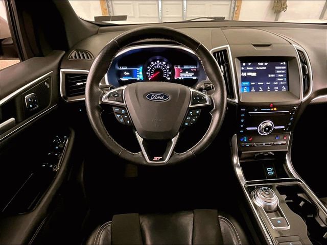 Used 2019 Ford Edge ST w/ Equipment Group 401A AWD/4WD image 5