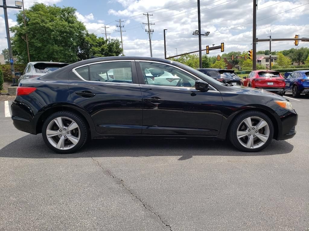 Used 2013 Acura ILX w/ Premium Package FWD image 6