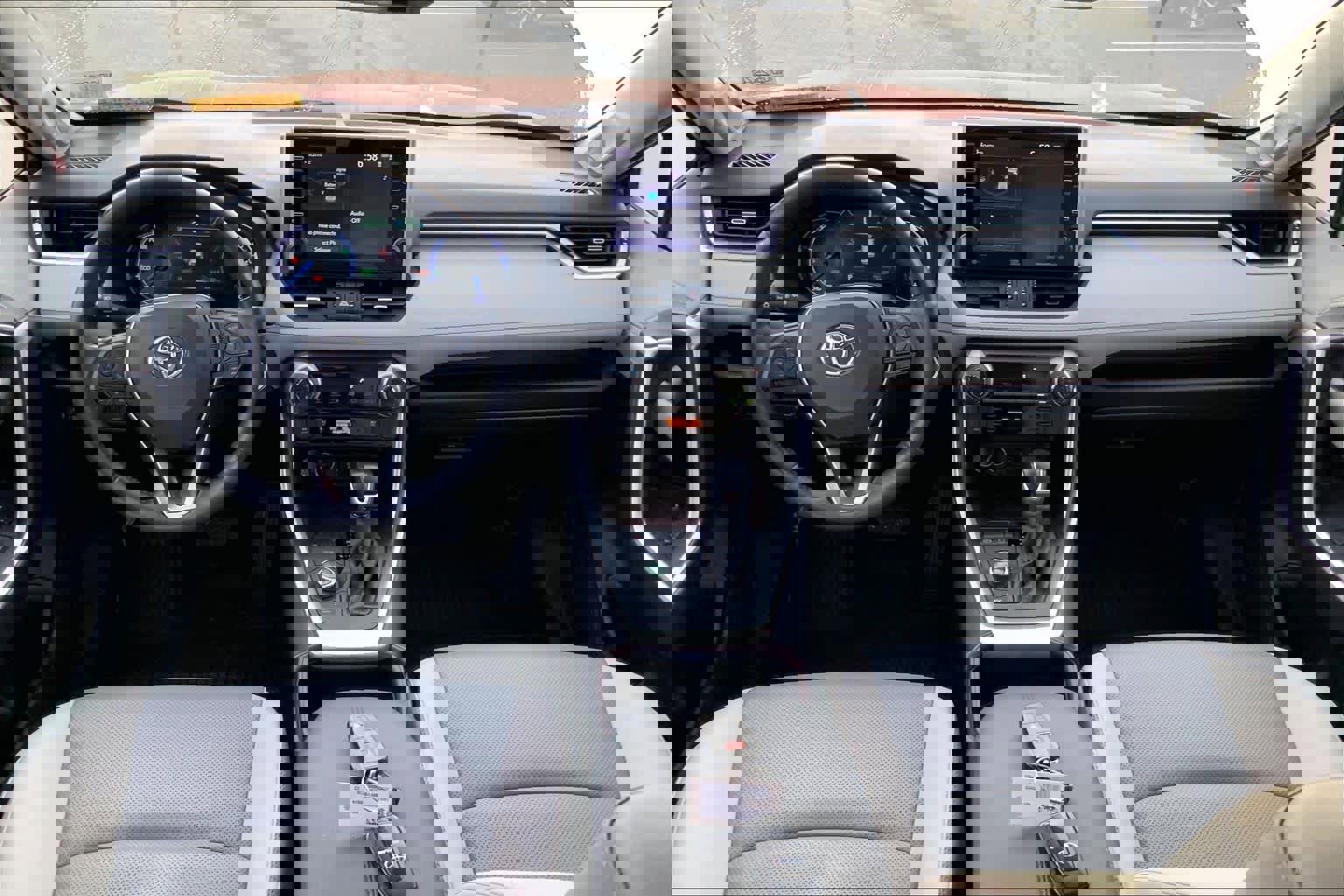 Certified 2022 Toyota RAV4 Limited image 28