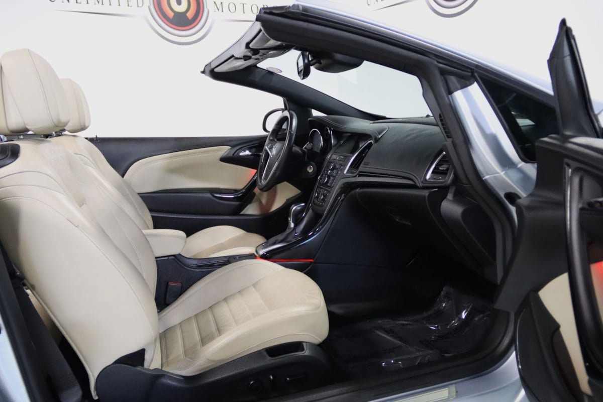 Used 2018 Buick Cascada Premium FWD image 63