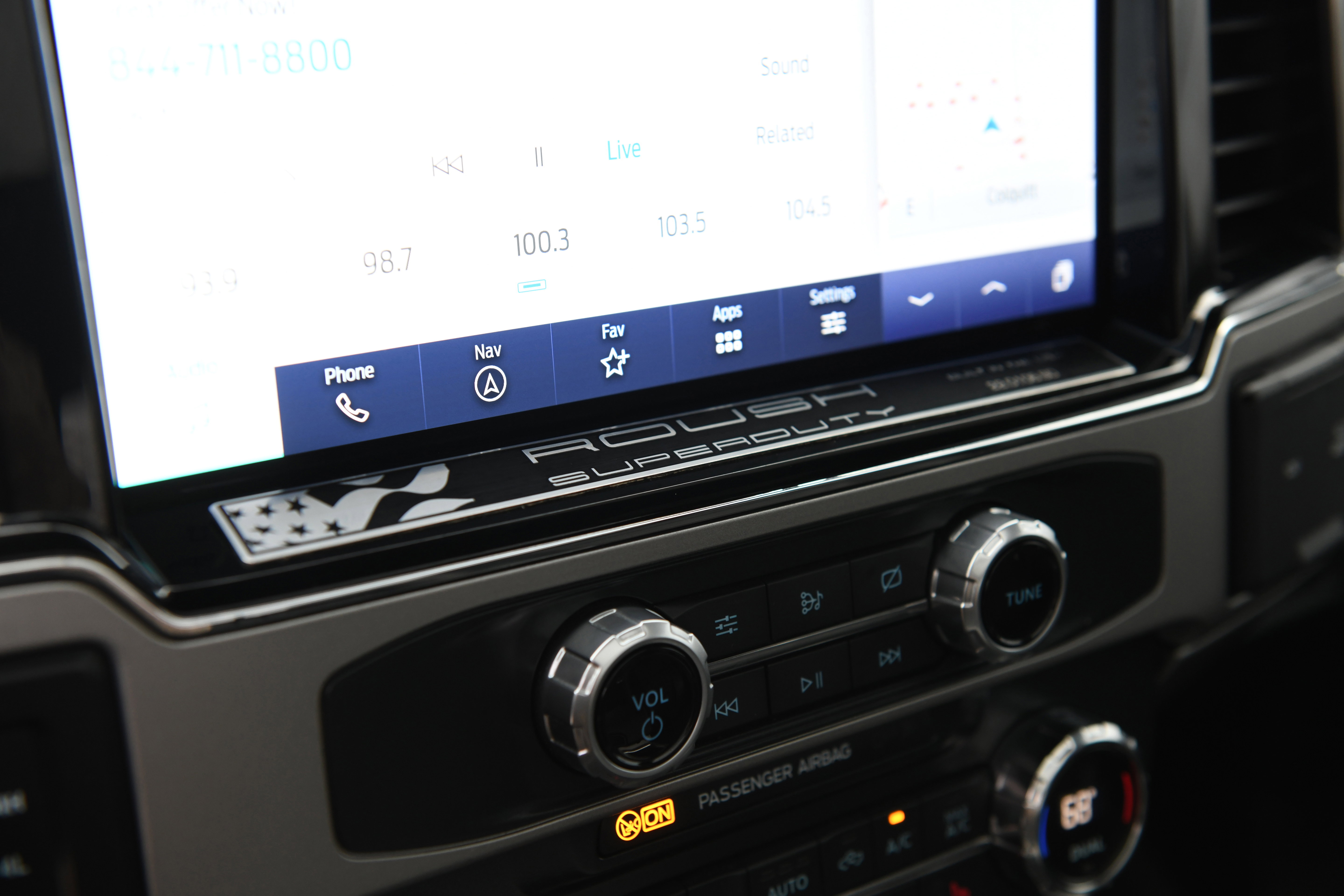 Used 2022 Ford F250 Lariat w/ Black Appearance Package image 30