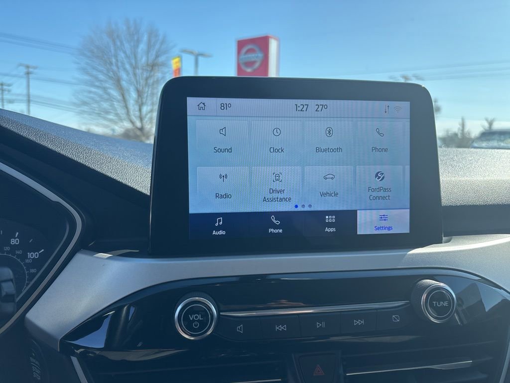 Used 2022 Ford Escape SE w/ Cold Weather Package image 15