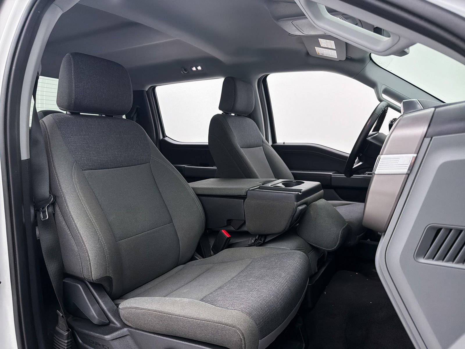 Used 2024 Ford F150 XLT w/ Tow/Haul Package image 28