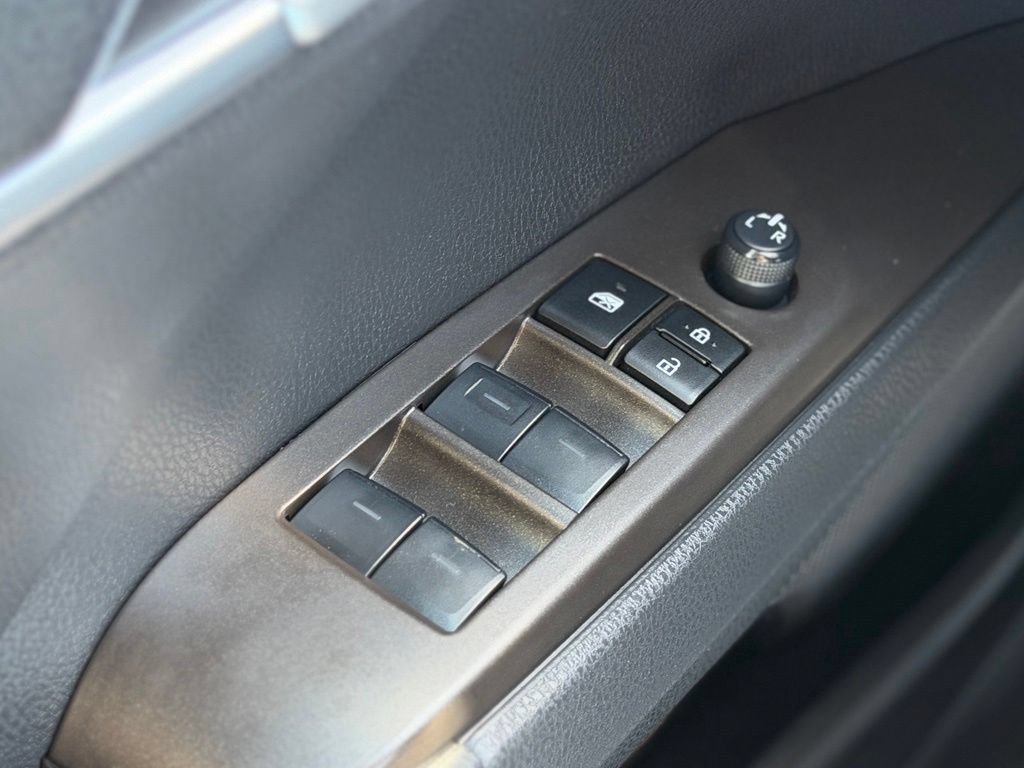 Used 2024 Toyota Camry SE FWD image 20