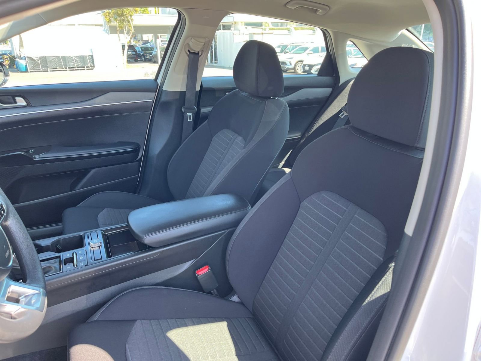 Used 2025 Kia K5 LXS FWD image 28