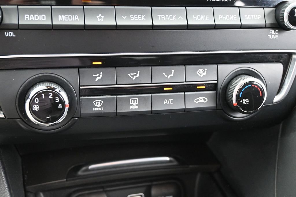 Used 2020 Kia Optima S FWD image 16