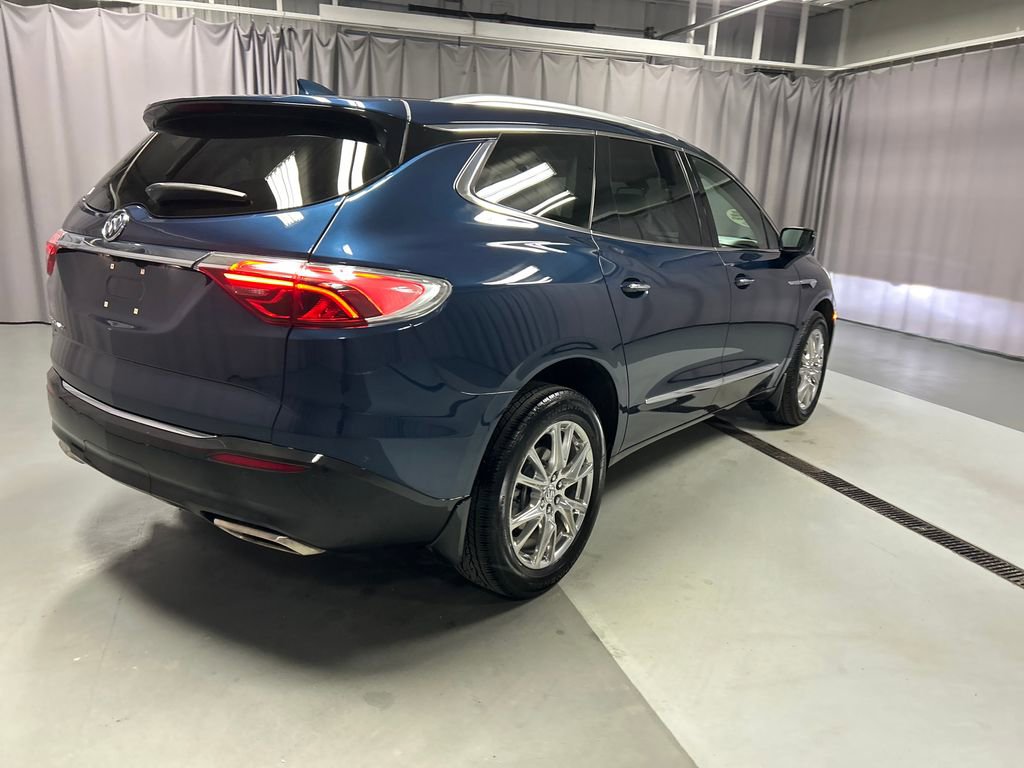 Used 2023 Buick Enclave Essence w/ Experience Buick Package image 7