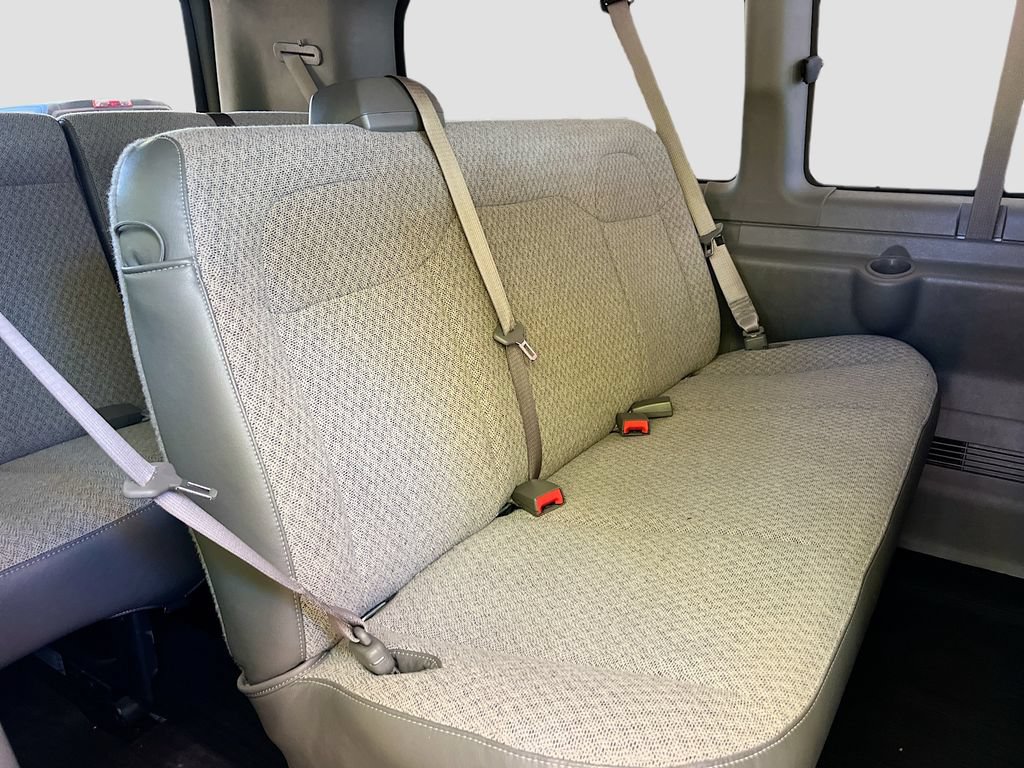 Used 2022 Chevrolet Express 2500 LS w/ Driver Convenience Package RWD image 23
