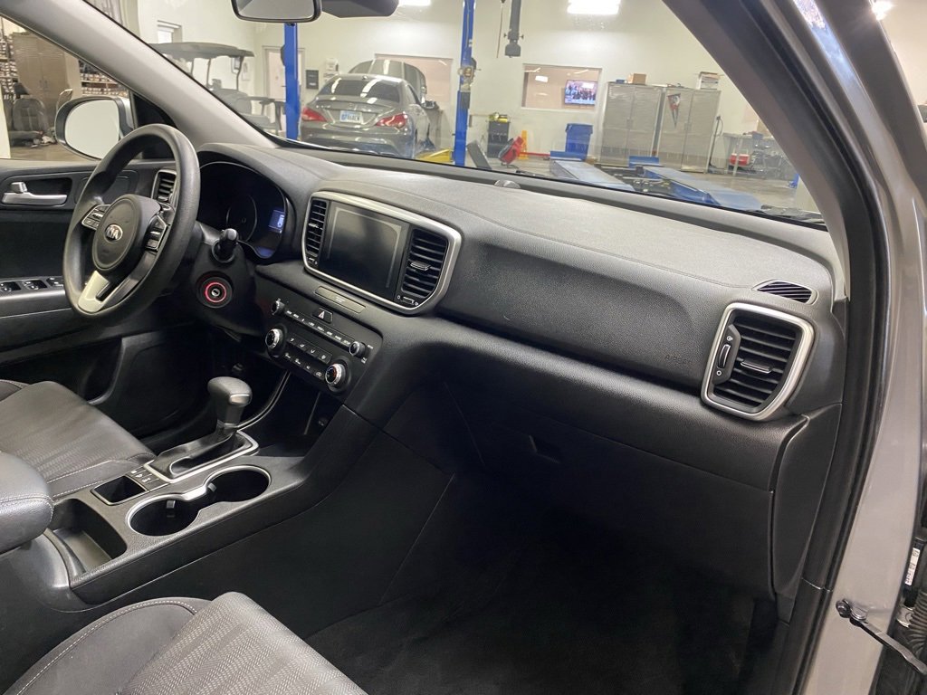 Used 2021 Kia Sportage LX image 17