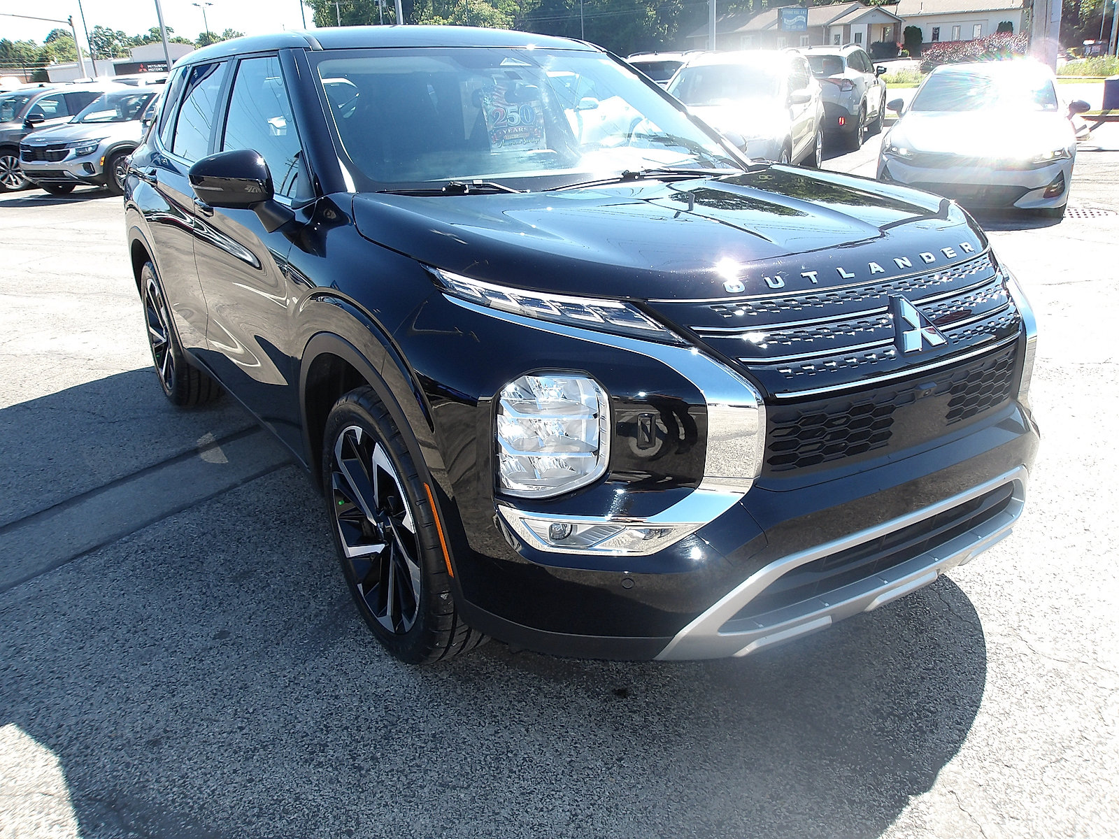 Used 2023 Mitsubishi Outlander SE
