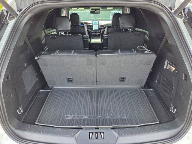 Used 2023 Ford Explorer ST w/ Equipment Group 401A AWD/4WD image 17