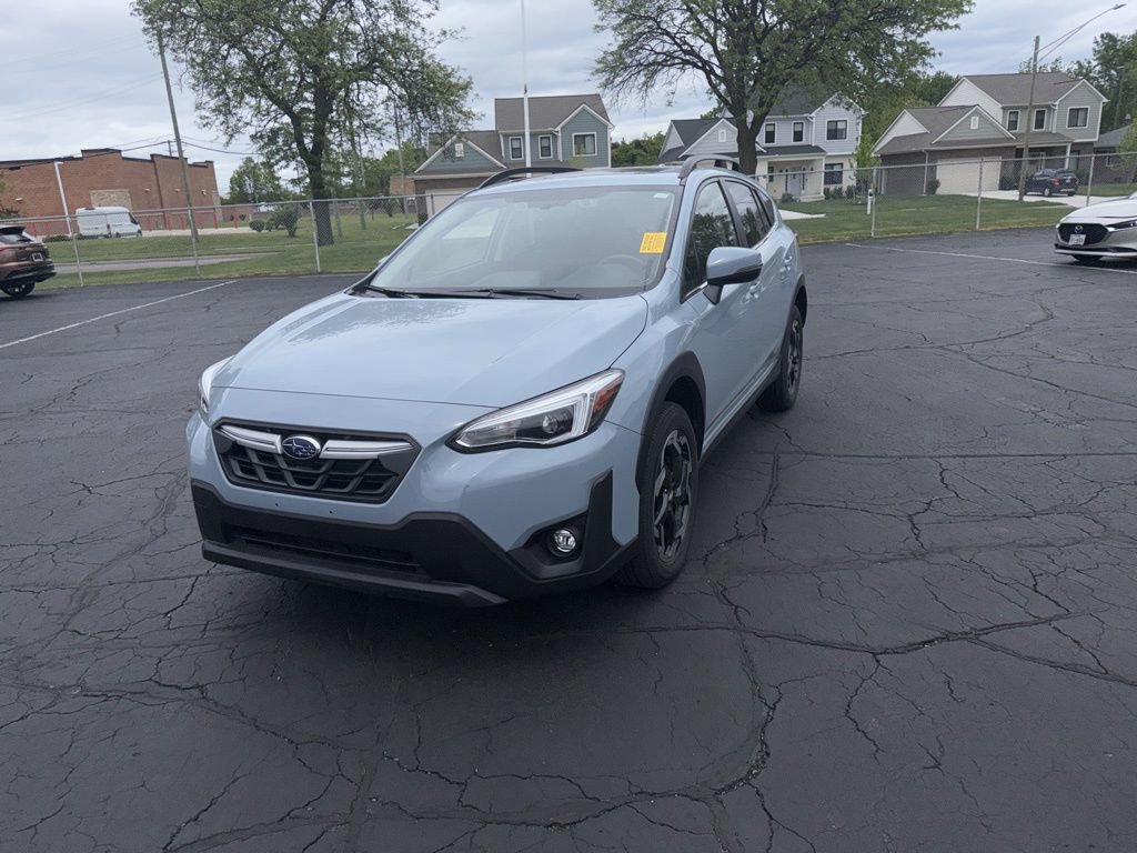 Used 2021 Subaru Crosstrek 2.5i Limited w/ Moonroof Package 2 AWD/4WD image 2