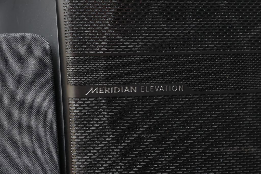 Used 2022 Rivian R1S Launch Edition AWD/4WD image 23