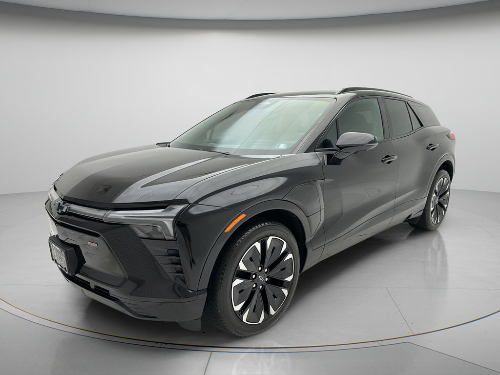 Used 2024 Chevrolet Blazer EV RS AWD/4WD image 3